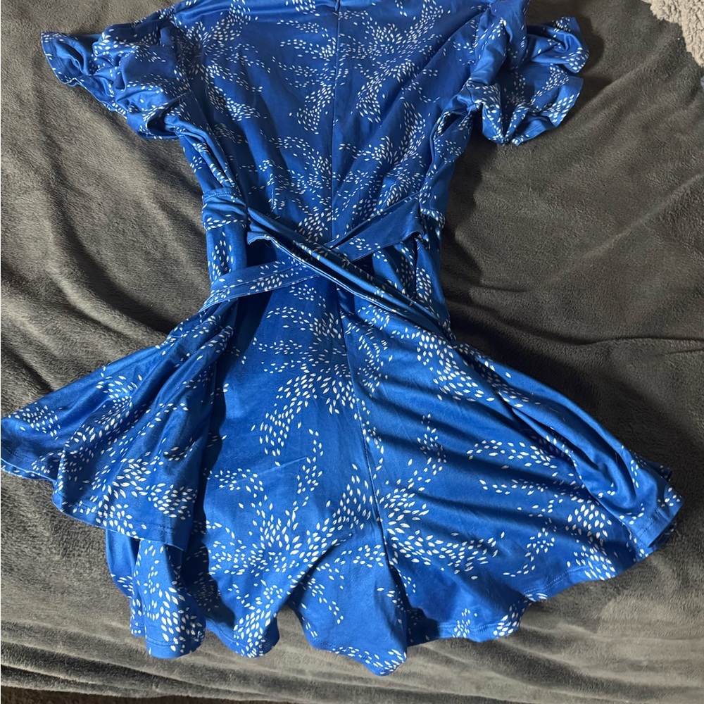 Floral Rompers - Picture 7 of 9